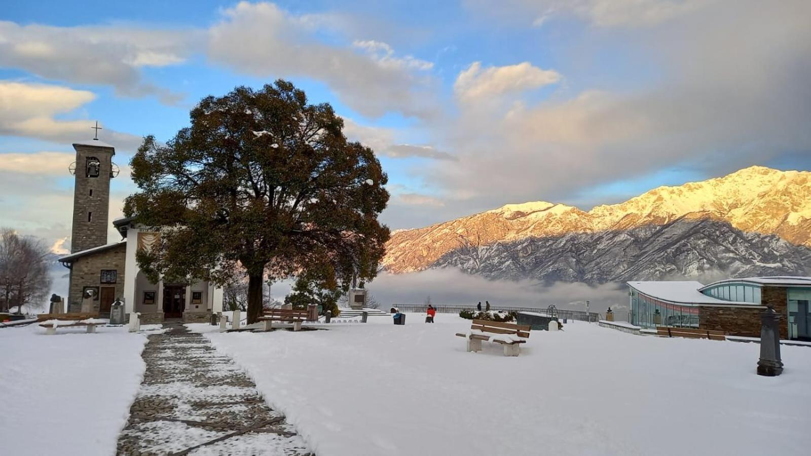 Villetta Singola Con Giardino Cottage Ghisallo Zona Bellagio Magreglio Dış mekan fotoğraf